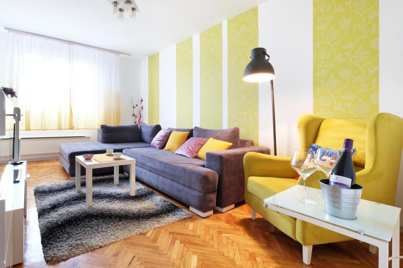 Apartment Paradise Fantasy Belgrado Buitenkant foto