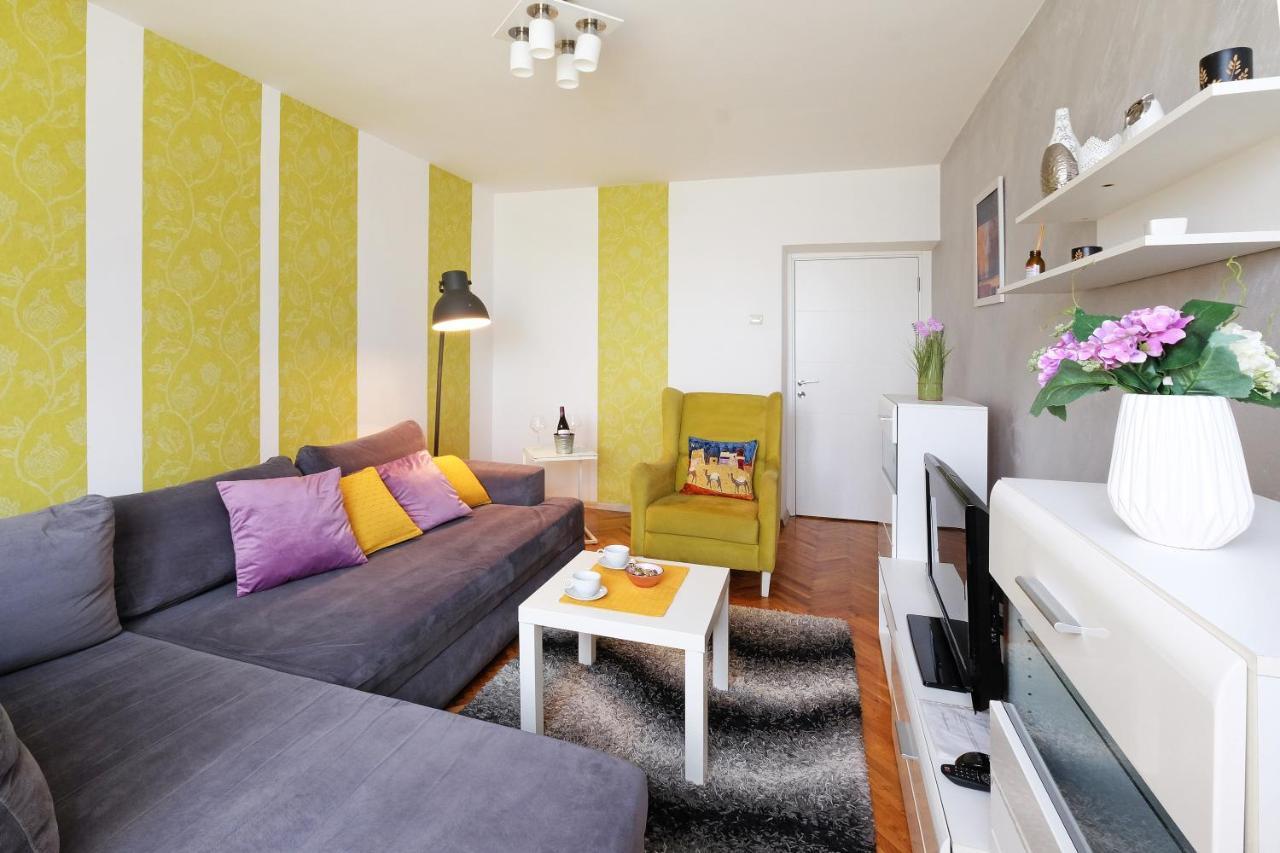 Apartment Paradise Fantasy Belgrado Buitenkant foto