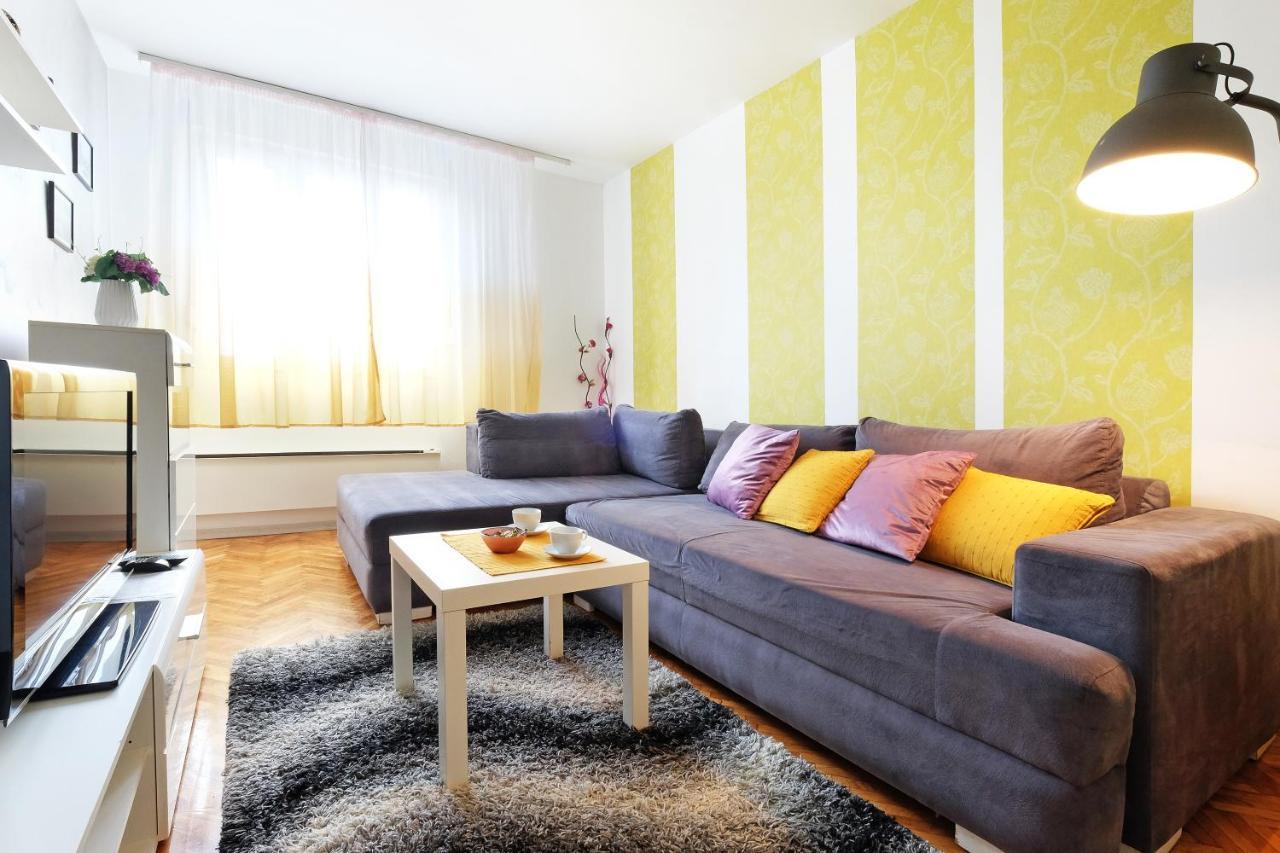 Apartment Paradise Fantasy Belgrado Buitenkant foto