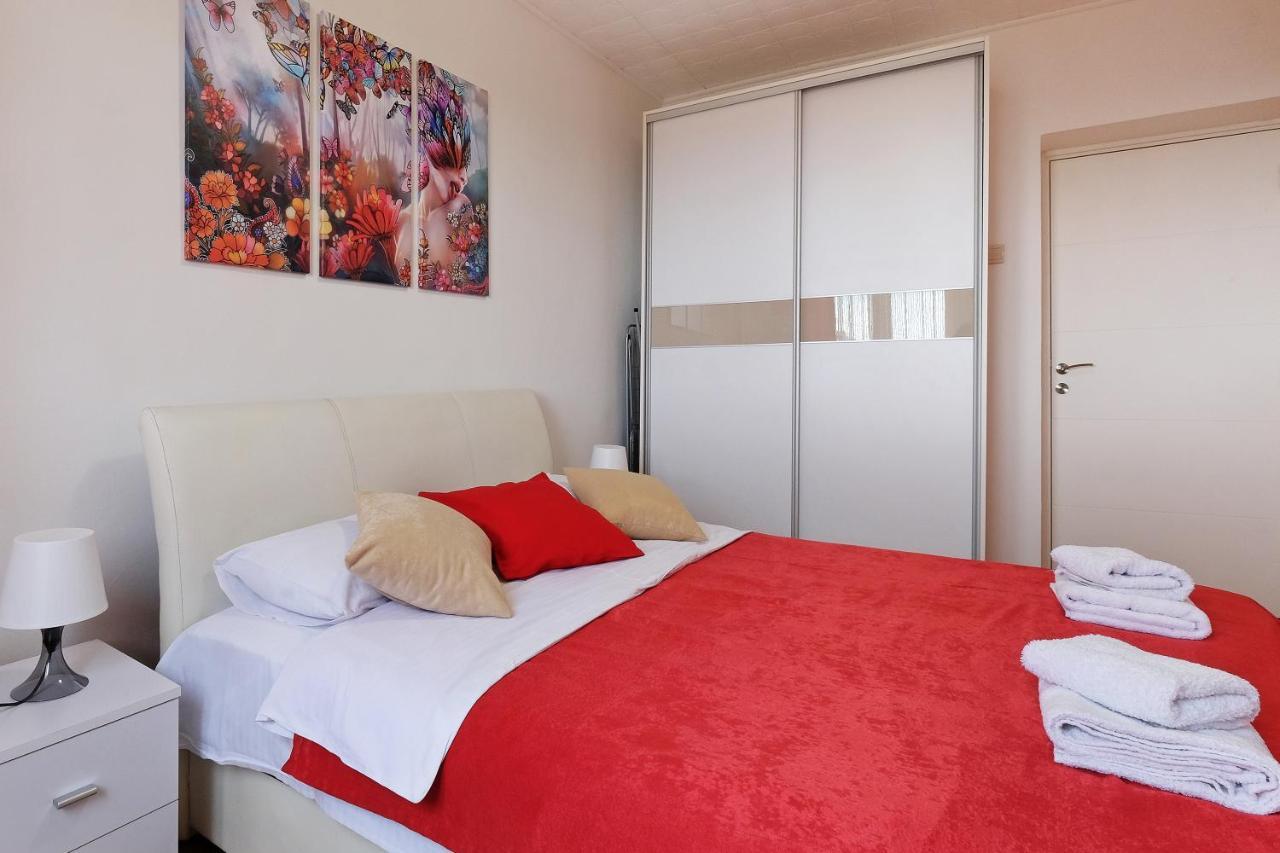 Apartment Paradise Fantasy Belgrado Buitenkant foto